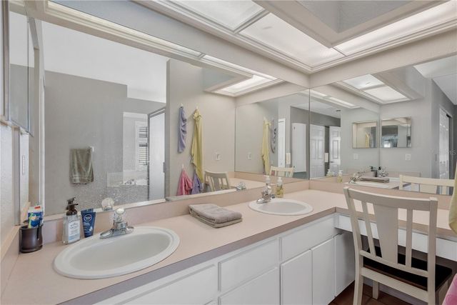 2626 CRESTFIELD DRIVE, Valrico, FL 33596