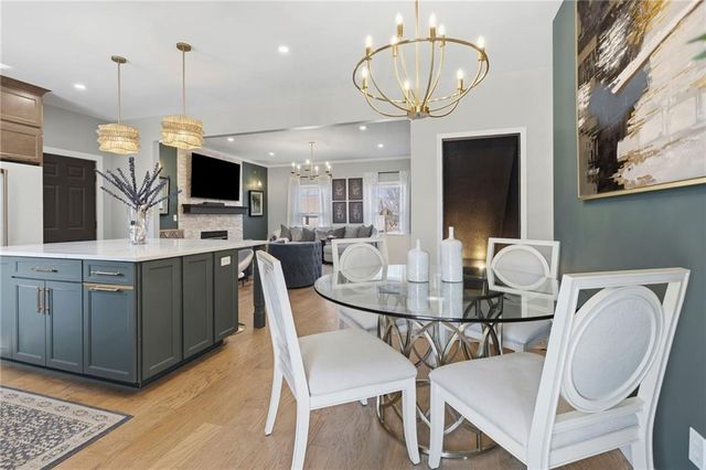 225 SW Seagull Street, Lee's Summit, MO 64082