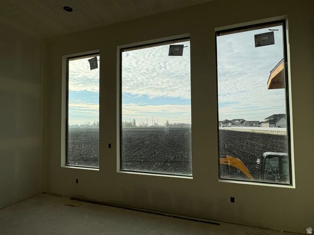 538 S 1400 W, Farmington, UT 84025