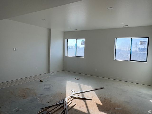 538 S 1400 W, Farmington, UT 84025