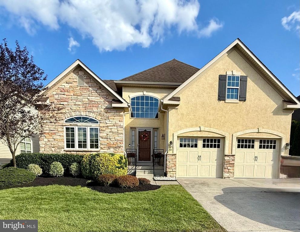20 MULHOUSE DR, West Berlin, NJ 08091