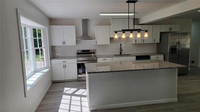 5686 Woodland Drive, Acworth, GA 30102