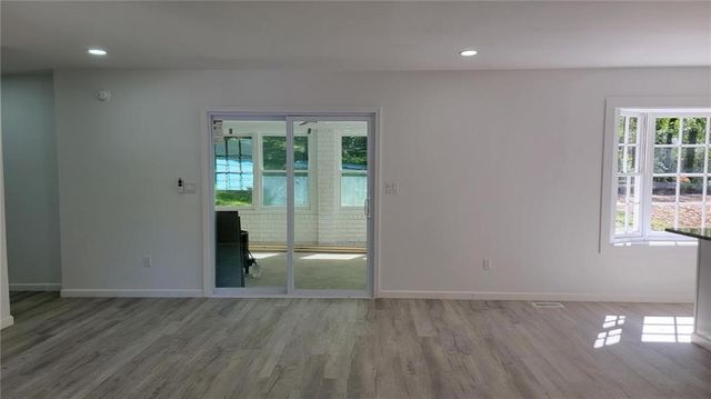 5686 Woodland Drive, Acworth, GA 30102