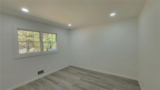 5686 Woodland Drive, Acworth, GA 30102