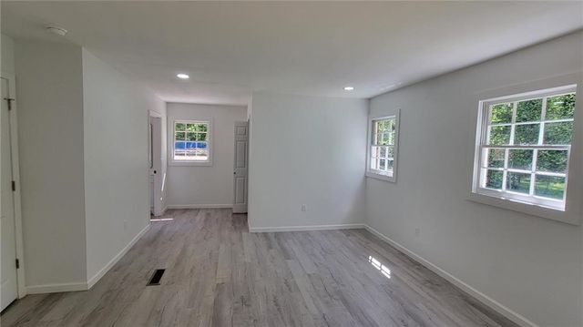 5686 Woodland Drive, Acworth, GA 30102