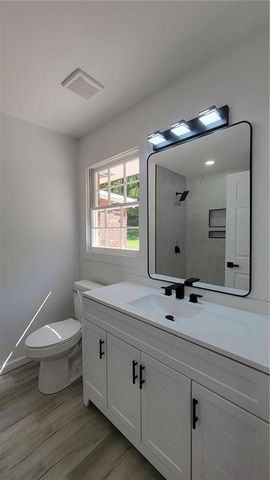 5686 Woodland Drive, Acworth, GA 30102