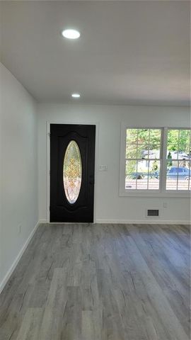 5686 Woodland Drive, Acworth, GA 30102