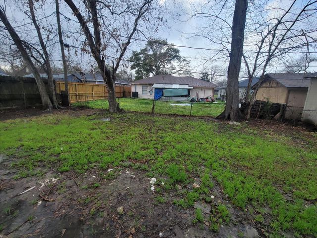 4859 Bellnole Drive, Houston, TX 77017