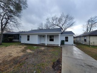 4859 Bellnole Drive, Houston, TX 77017