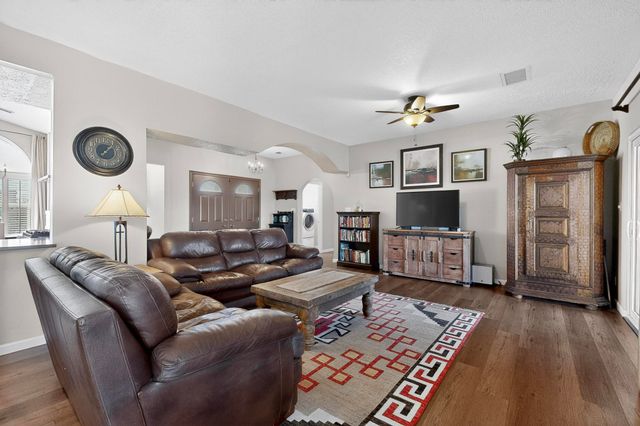 7217 Donet Court NE, Rio Rancho, NM 87144