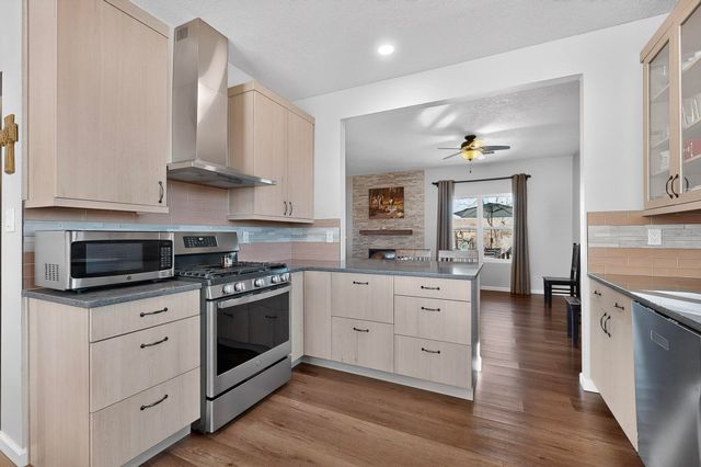 7217 Donet Court NE, Rio Rancho, NM 87144