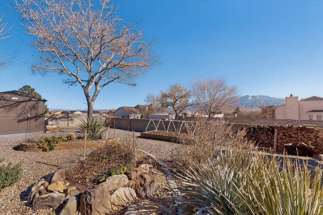 7217 Donet Court NE, Rio Rancho, NM 87144