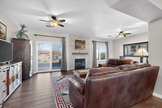 7217 Donet Court NE, Rio Rancho, NM 87144