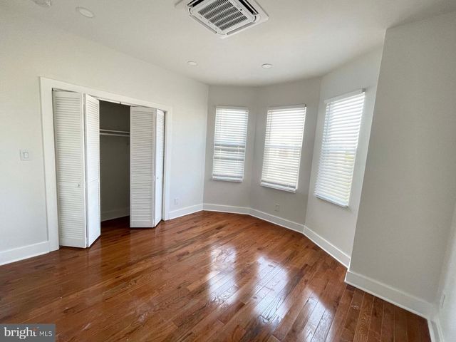 309 S 60TH ST, Philadelphia, PA 19143