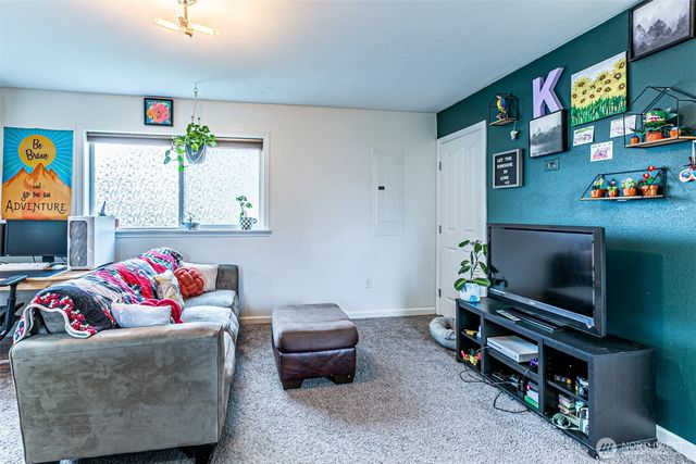 106 2nd Street NE, Yelm, WA 98597