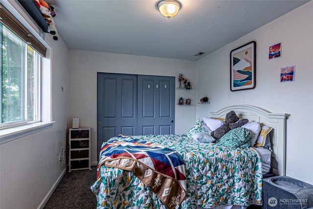 106 2nd Street NE, Yelm, WA 98597