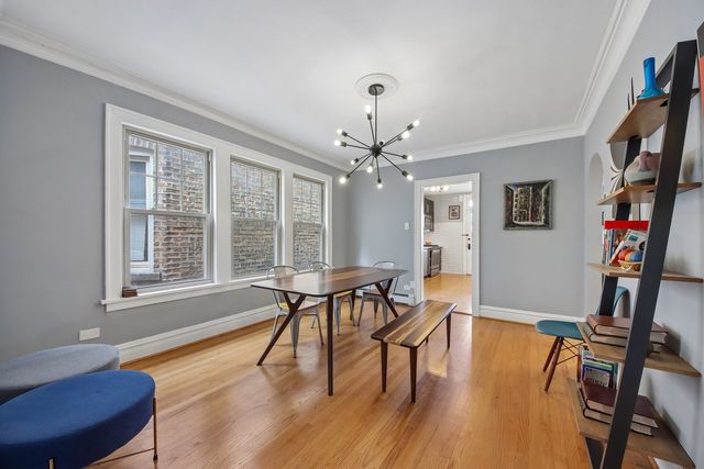 5643 N Campbell Avenue, Chicago, IL 60659