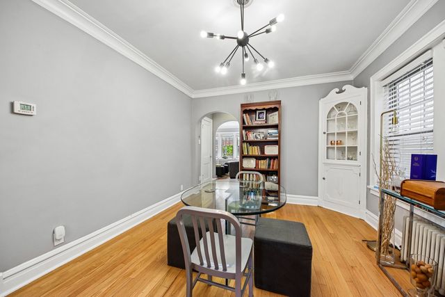 5643 N Campbell Avenue, Chicago, IL 60659