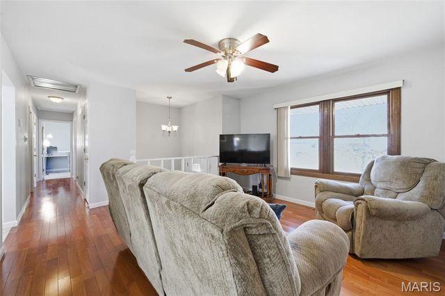 3869 Crystal Wood Drive, Arnold, MO 63010