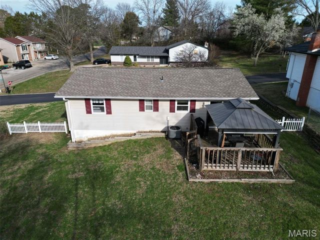 3869 Crystal Wood Drive, Arnold, MO 63010