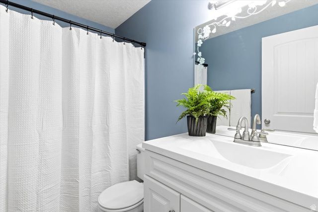 1856 E 5775 S, South Ogden, UT 84403