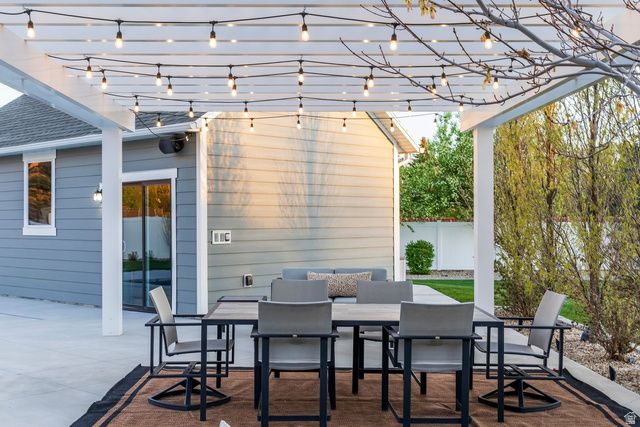 4739 W SNOWFLAKE DR, Highland, UT 84003