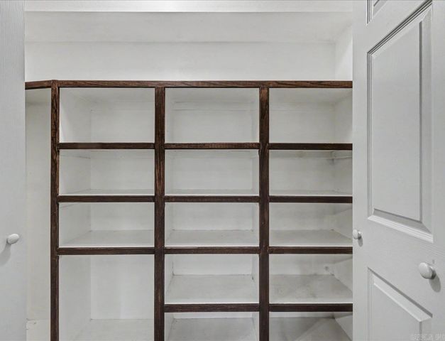 27 Murcia Way, Hot Springs, AR 71909