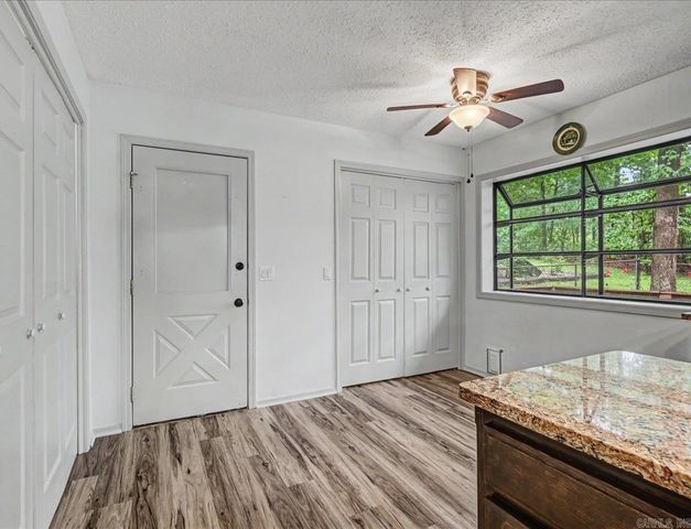 27 Murcia Way, Hot Springs, AR 71909