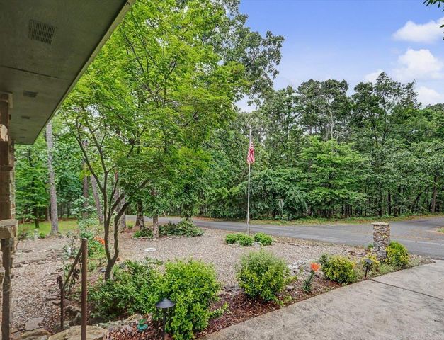 27 Murcia Way, Hot Springs, AR 71909