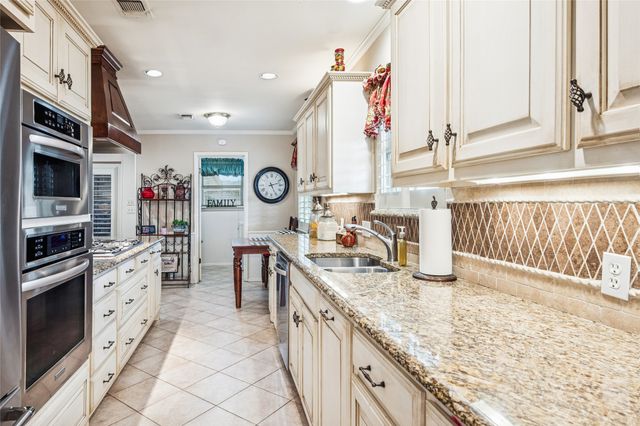 1401 Allegheny Drive, Arlington, TX 76012