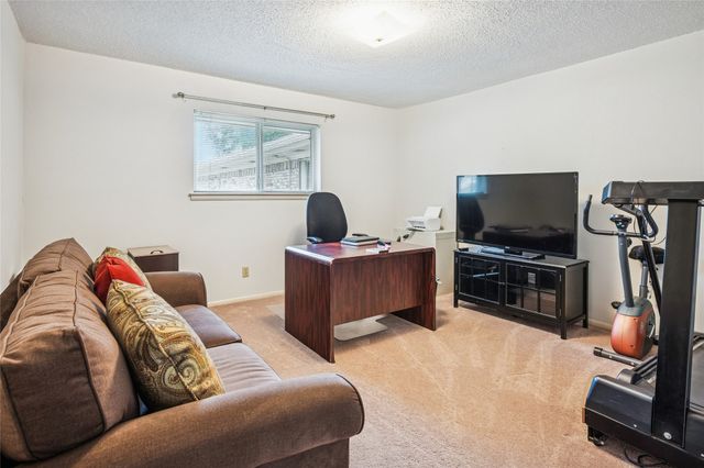 1401 Allegheny Drive, Arlington, TX 76012