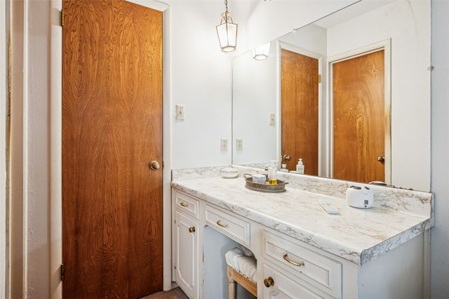 1401 Allegheny Drive, Arlington, TX 76012