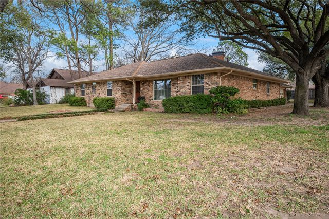 1401 Allegheny Drive, Arlington, TX 76012
