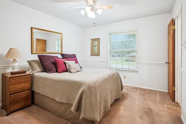 1401 Allegheny Drive, Arlington, TX 76012