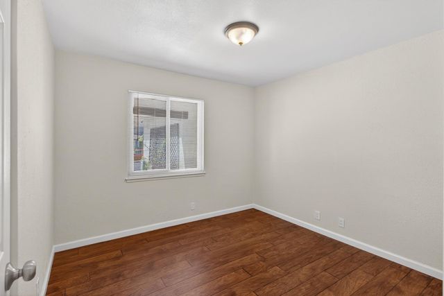 5700 Revelstok Dr, Sacramento, CA 95842