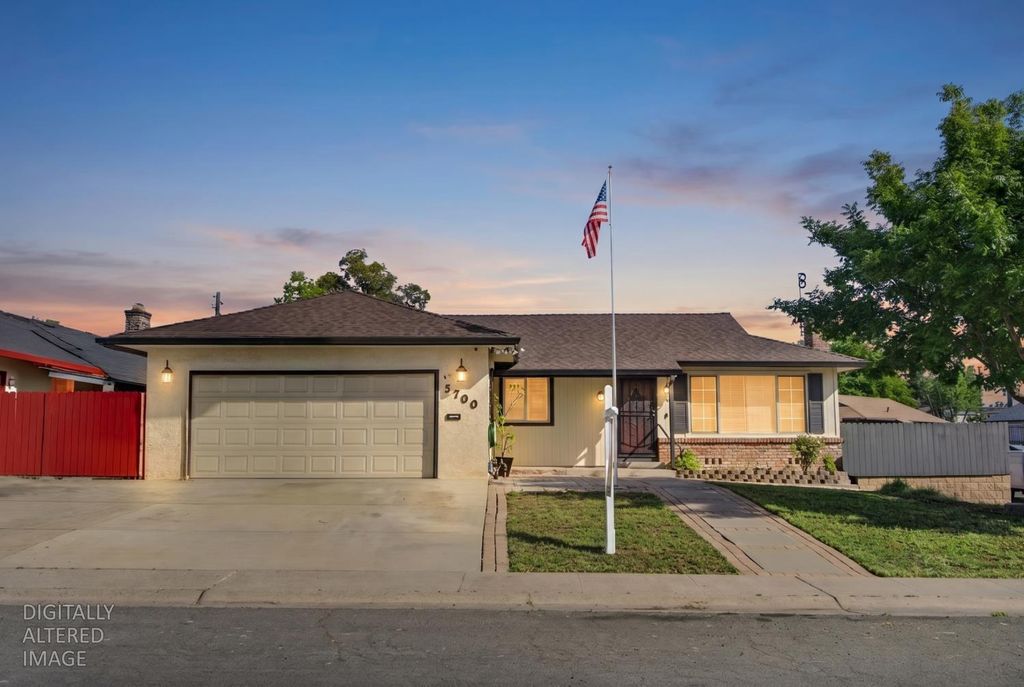 5700 Revelstok Dr, Sacramento, CA 95842