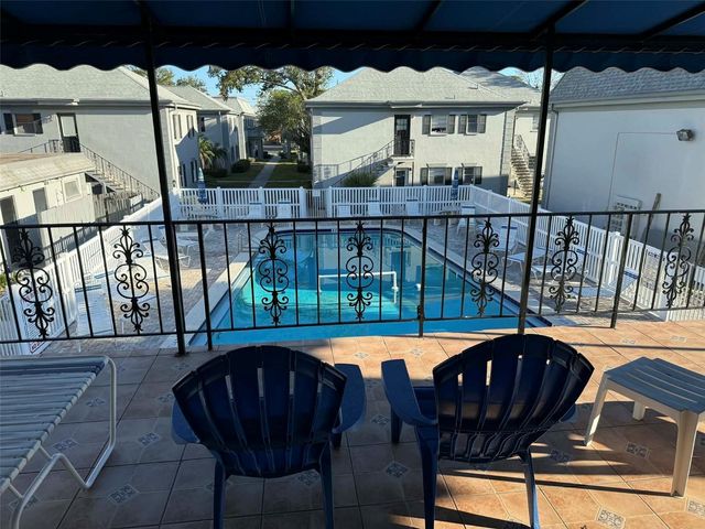 6960 SUNSET DRIVE S 2B, South Pasadena, FL 33707