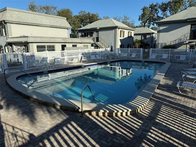 6960 SUNSET DRIVE S 2B, South Pasadena, FL 33707