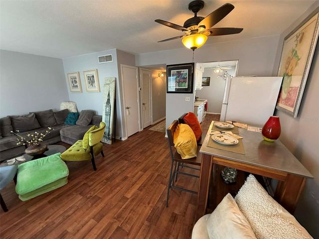 6960 SUNSET DRIVE S 2B, South Pasadena, FL 33707