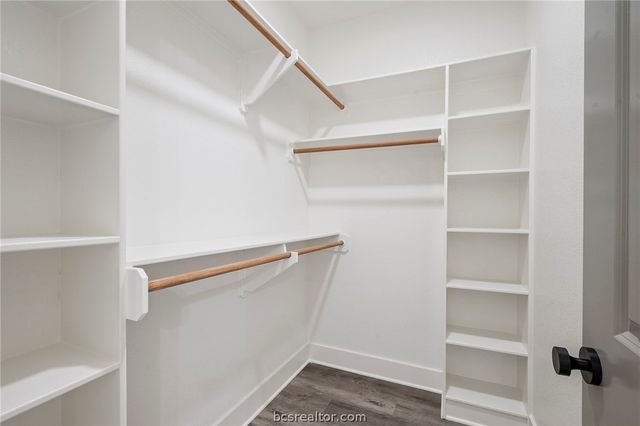 203 Lock Lane, Bryan, TX 77803