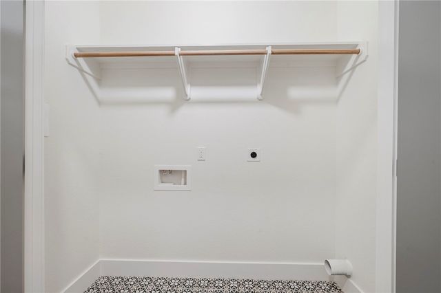 203 Lock Lane, Bryan, TX 77803