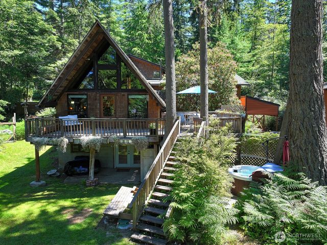 3370 East Harbor Road, Langley, WA 98260