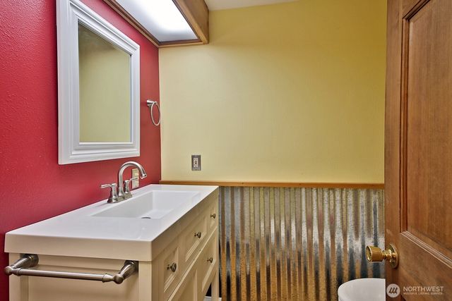 3370 East Harbor Road, Langley, WA 98260