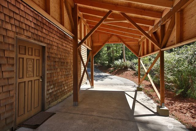 3370 East Harbor Road, Langley, WA 98260