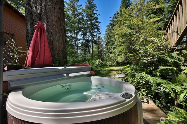 3370 East Harbor Road, Langley, WA 98260