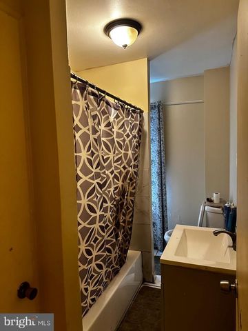 211 ELM ST, Trenton, NJ 08611