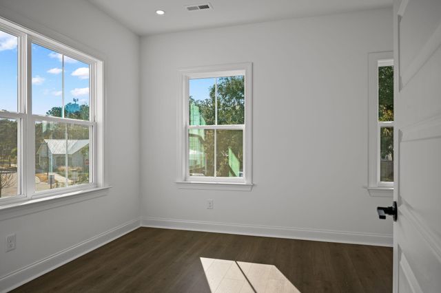 309 Livewell Court, Johns Island, SC 29455
