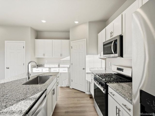 7325 W 27th Street Rd, Greeley, CO 80634