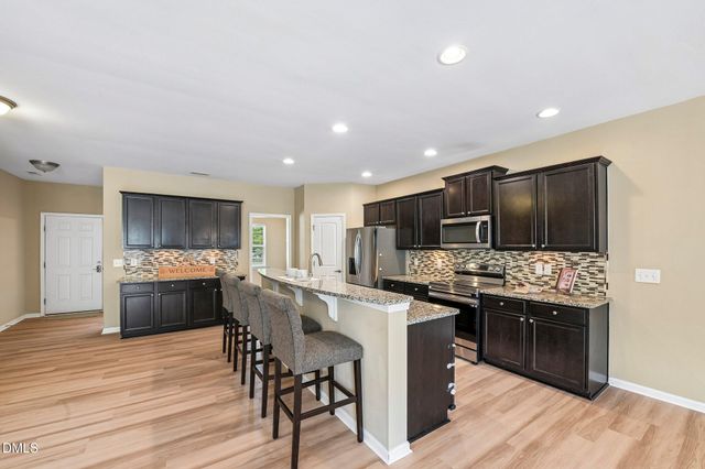 8008 Caithness Street, Raleigh, NC 27616
