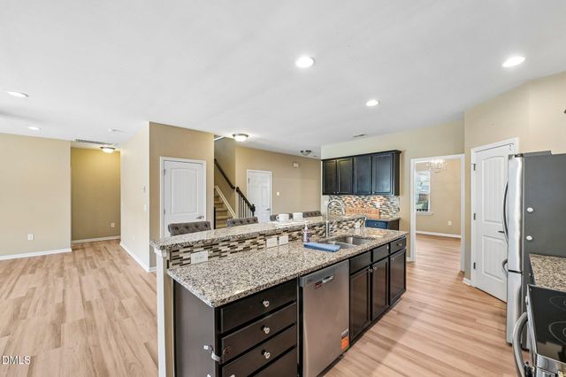 8008 Caithness Street, Raleigh, NC 27616